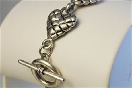 30-- 7 1/2" Antique Silver Heart Bracelet w/toggle clasp $2.99